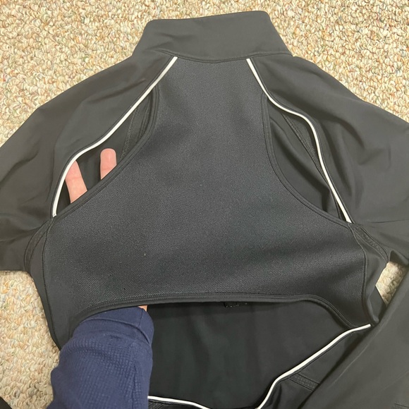 Under Armour Workout Top Medium - Picture 5 of 5